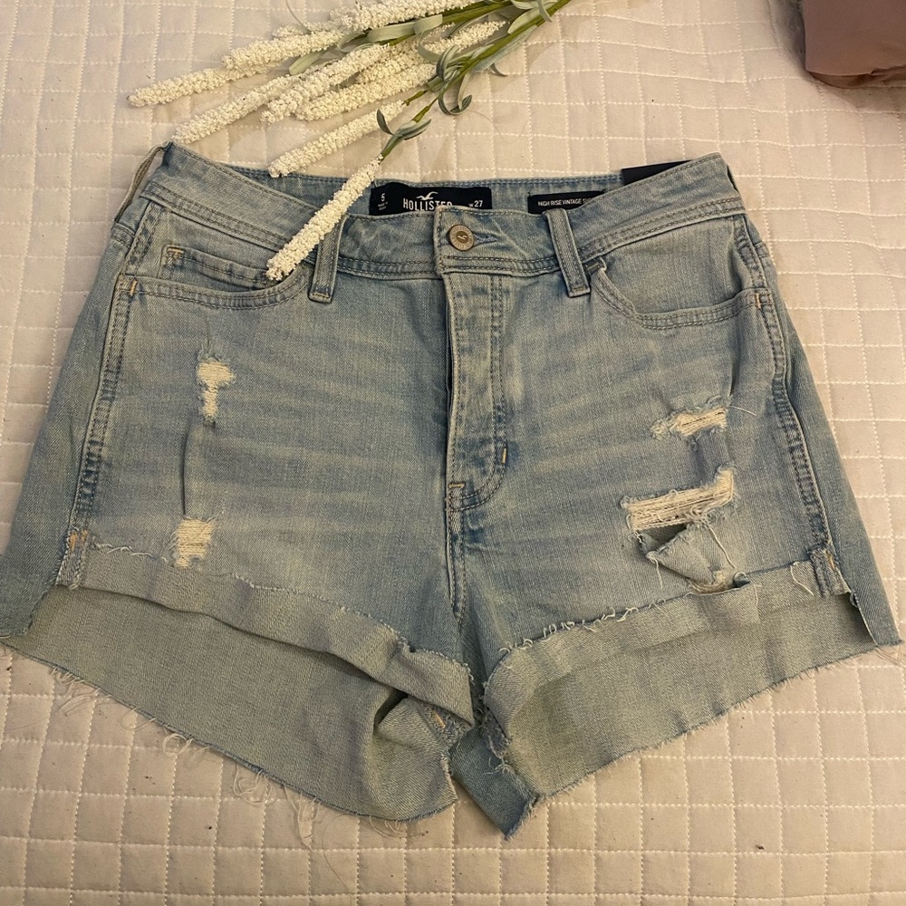 Hollister high rise vintage short